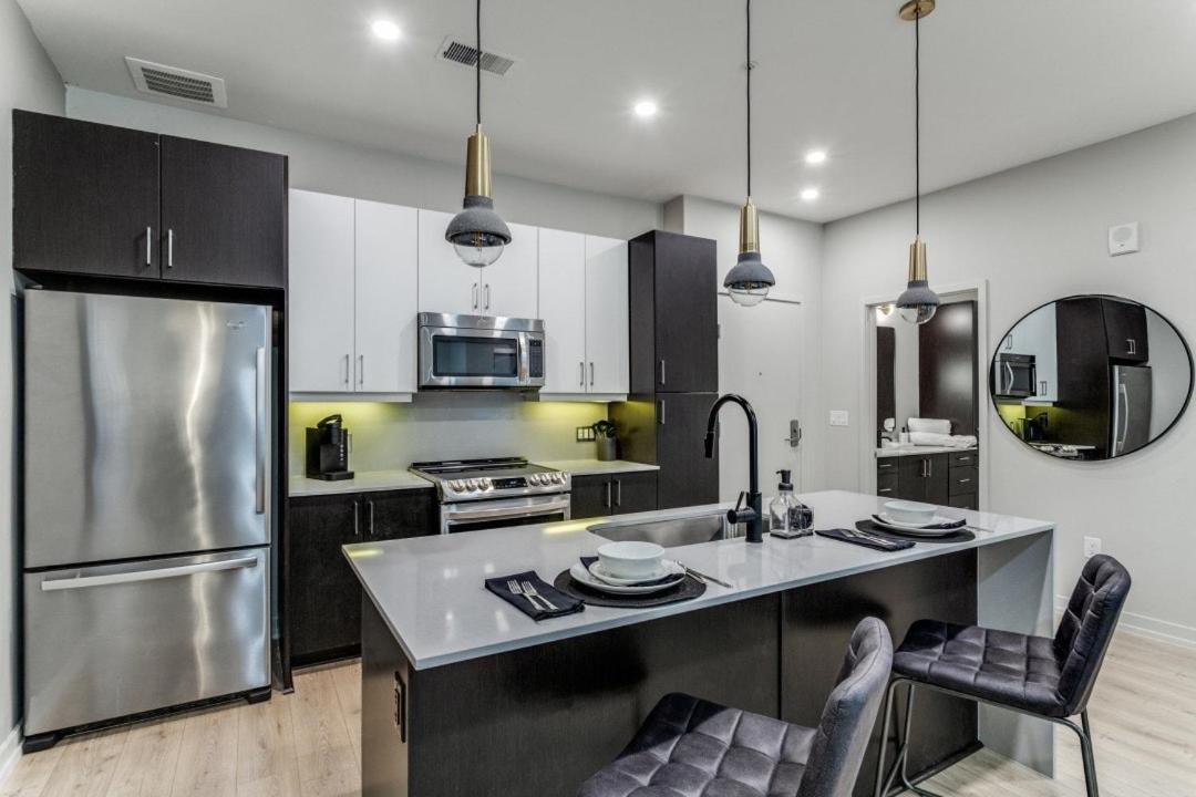 Breathtaking High-rise On Mckinney Ave *